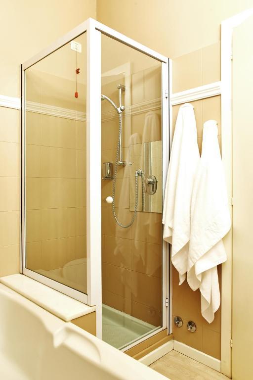 Petite Suite Bergamo Room photo